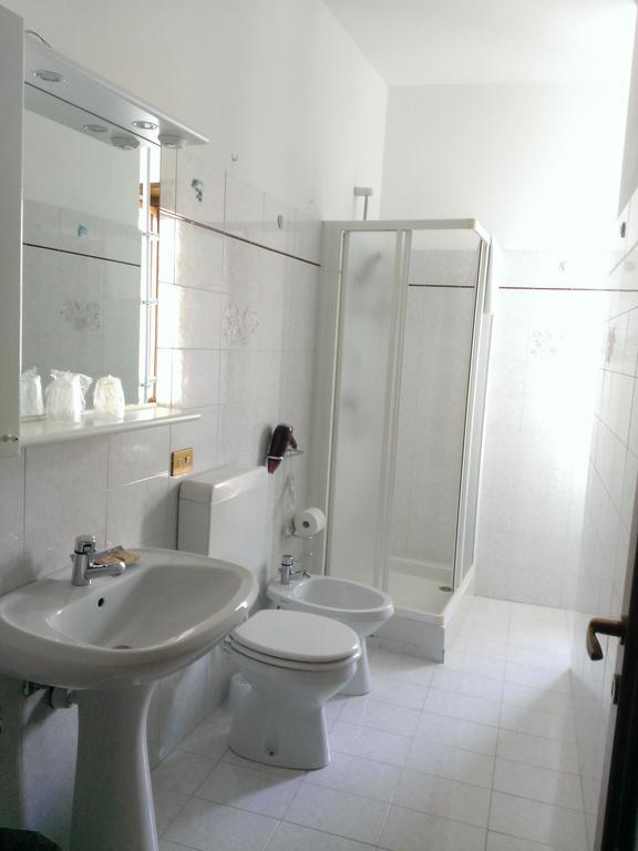 Rossobarolo Hotell Rum bild