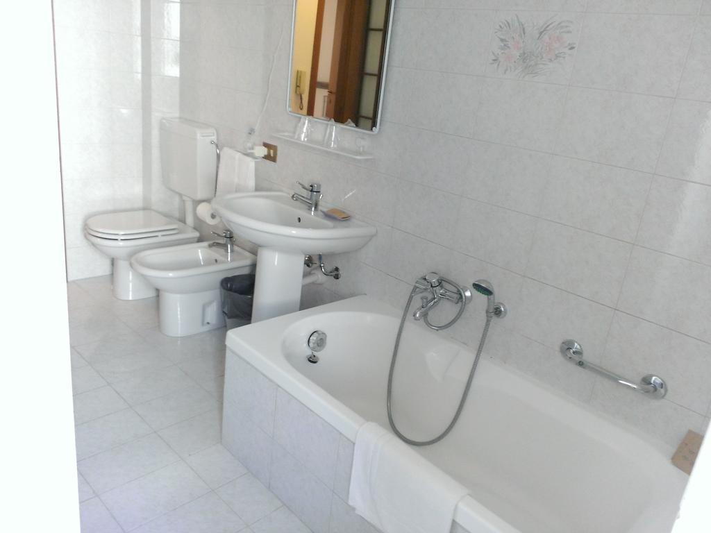Rossobarolo Hotell Rum bild
